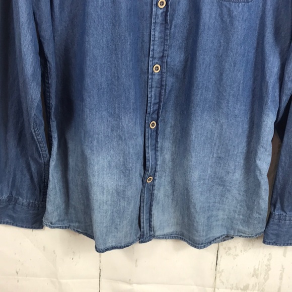 Earthbound ombré Chambray button down size XL - Picture 3 of 5
